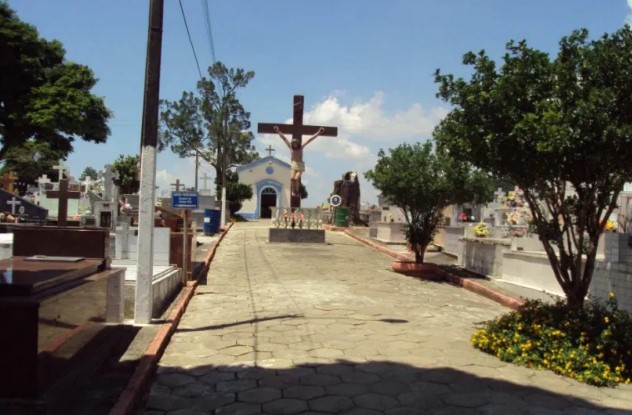 cemiterio_maria_peregrina_loja_coroa_de_flores